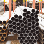 Tubos de Aço Carbono vs. Tubos de Aço Liga